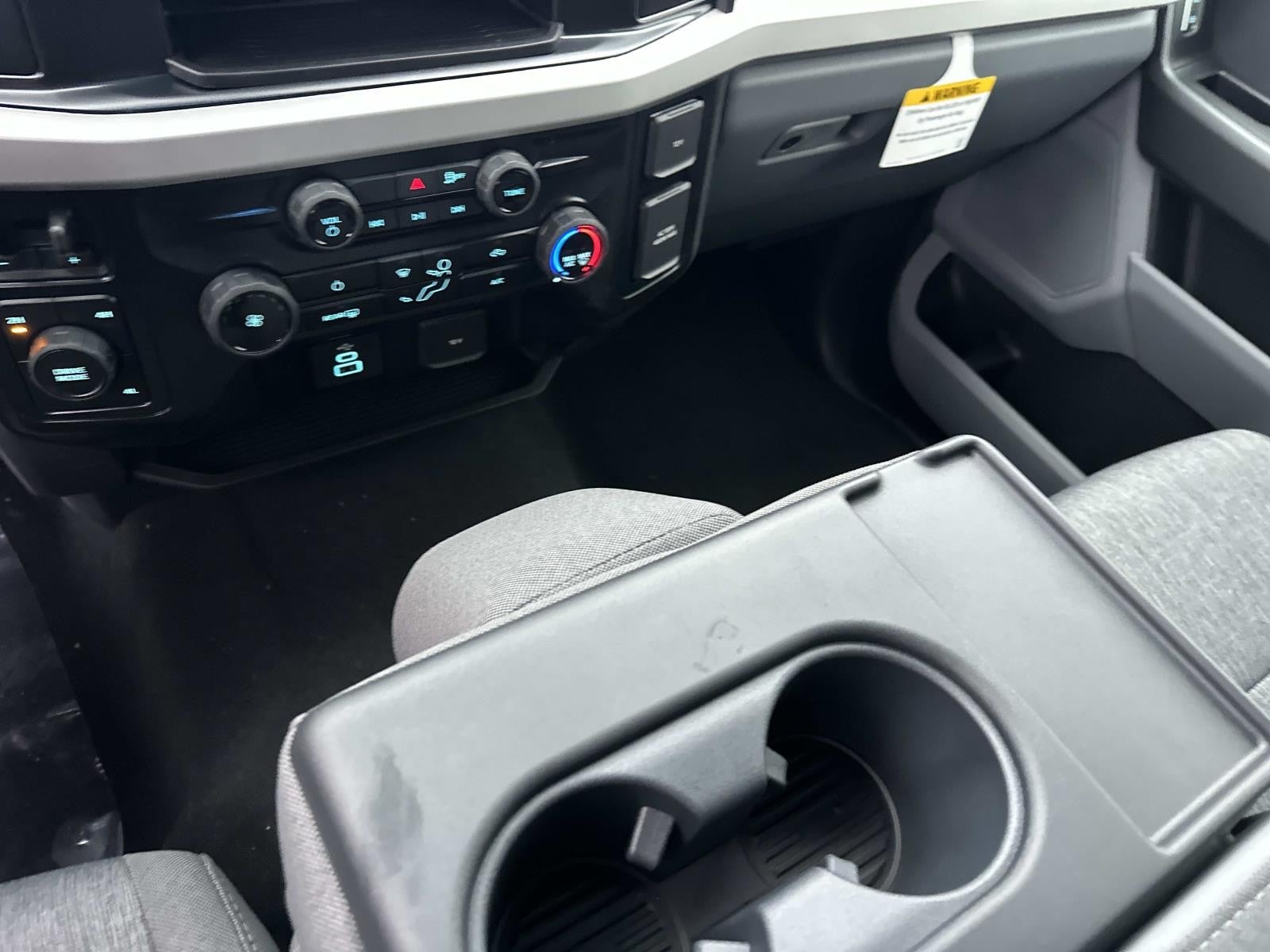 2026 Ford Super Duty F-350 DRW XL 4WD CREW CAB 8' BOX