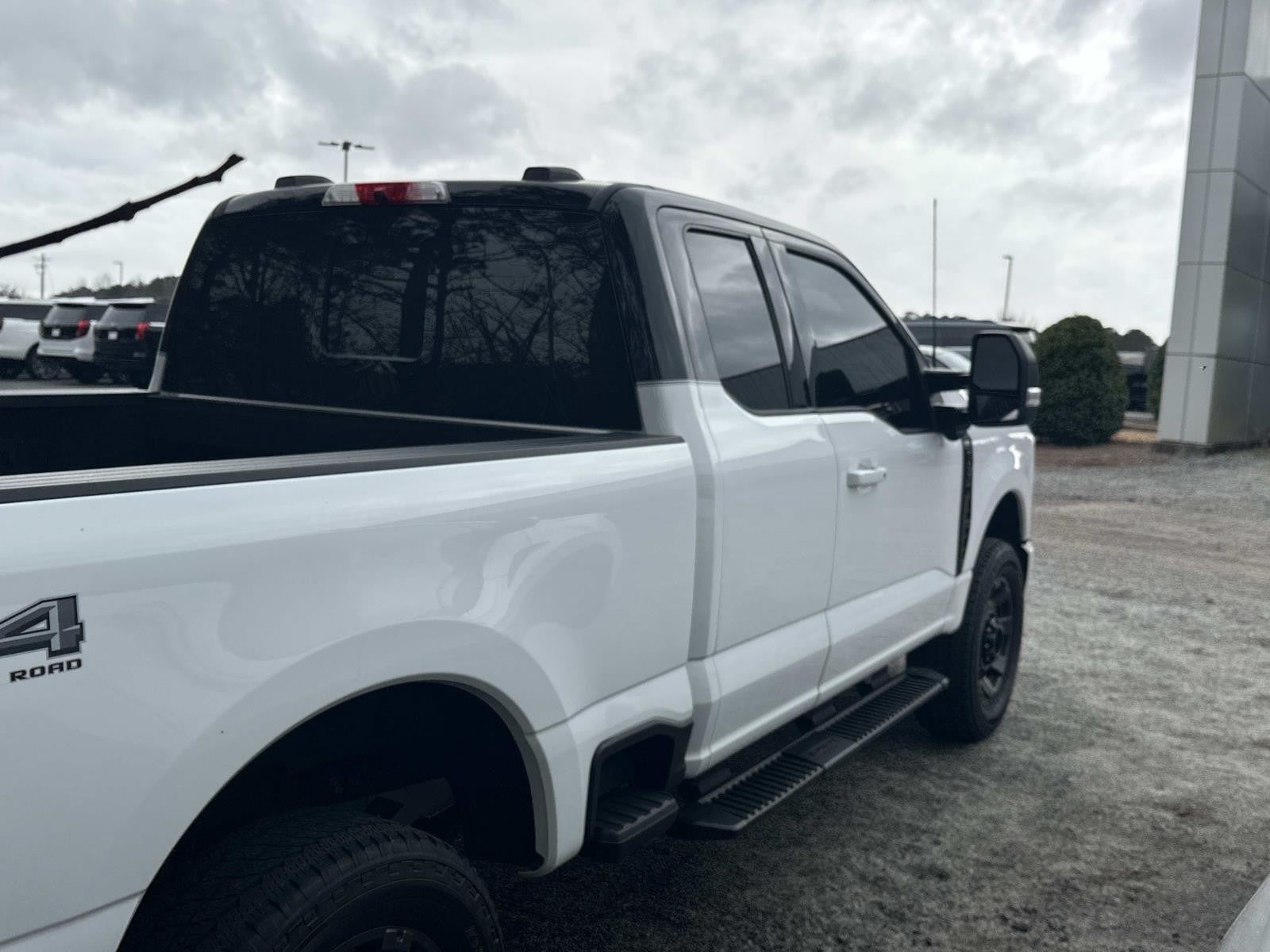 2023 Ford Super Duty F-250 SRW LARIAT