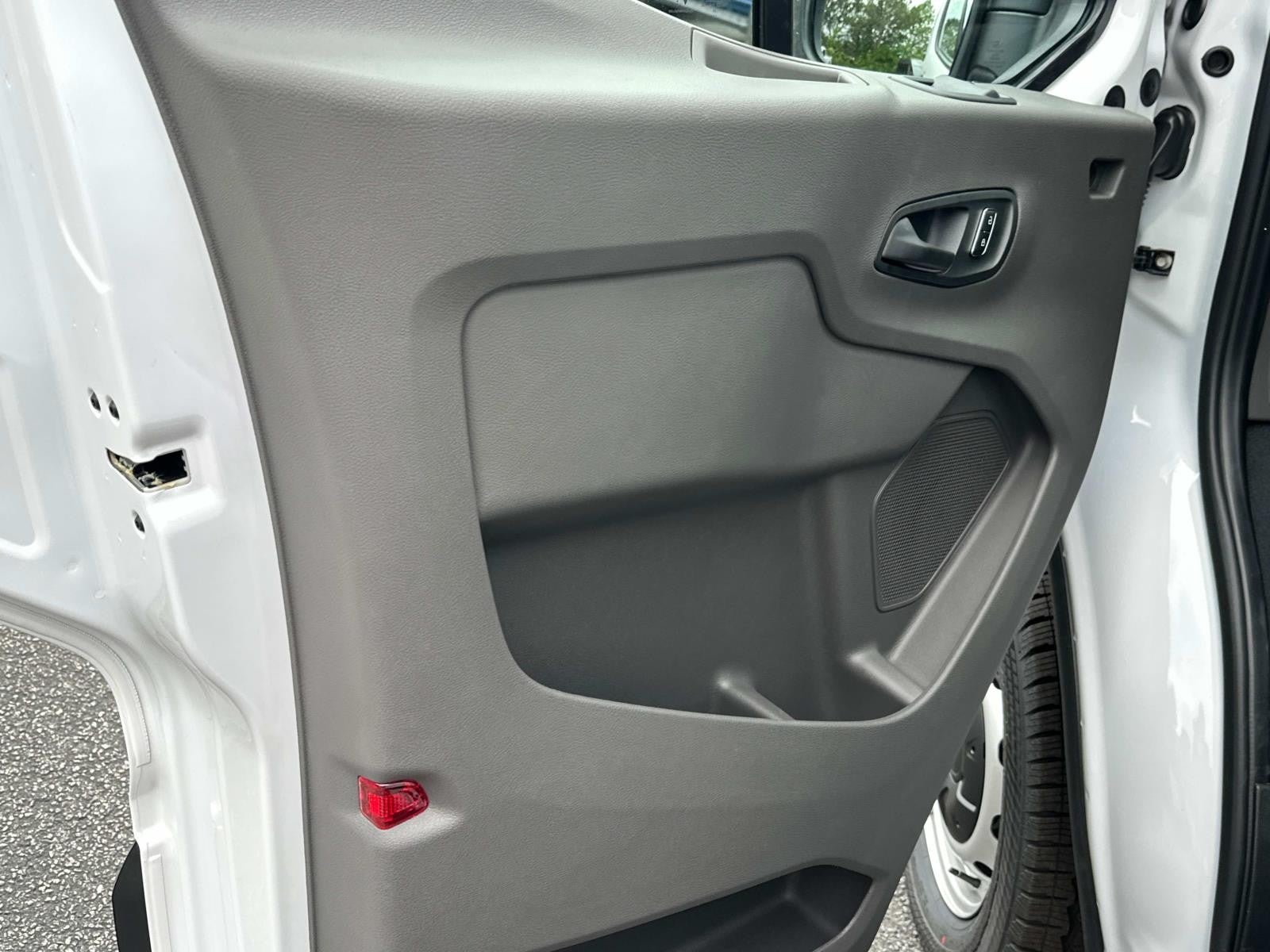 2025 Ford Transit Cargo Van T-250 148 MED RF 9070 GV