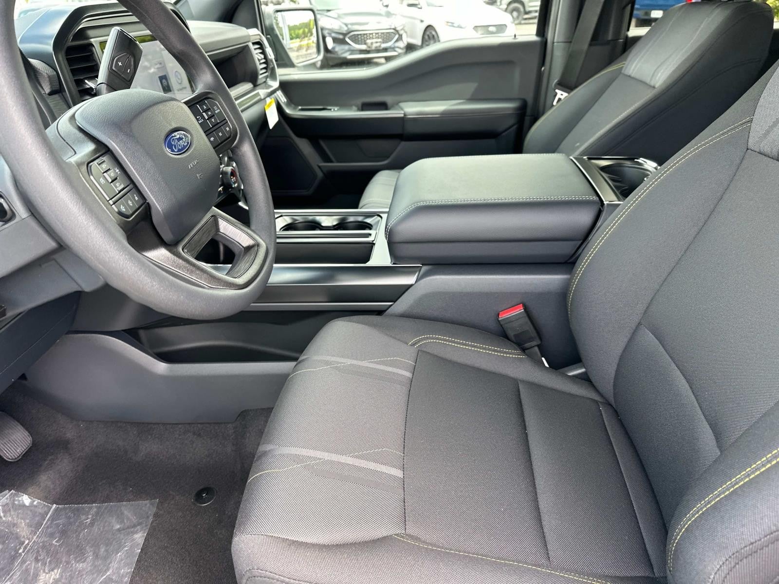 2025 Ford F-150 STX 4WD SUPERCREW 5.5' BO