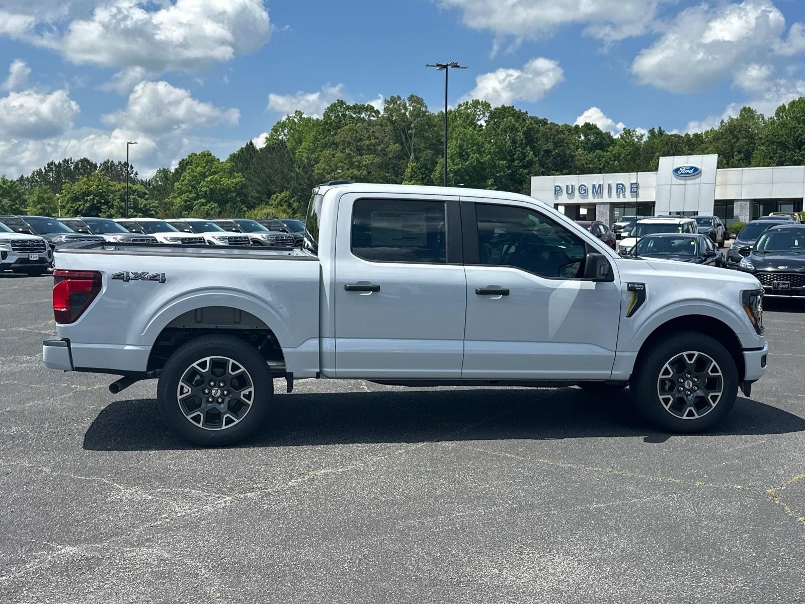 2025 Ford F-150 STX 4WD SUPERCREW 5.5' BO