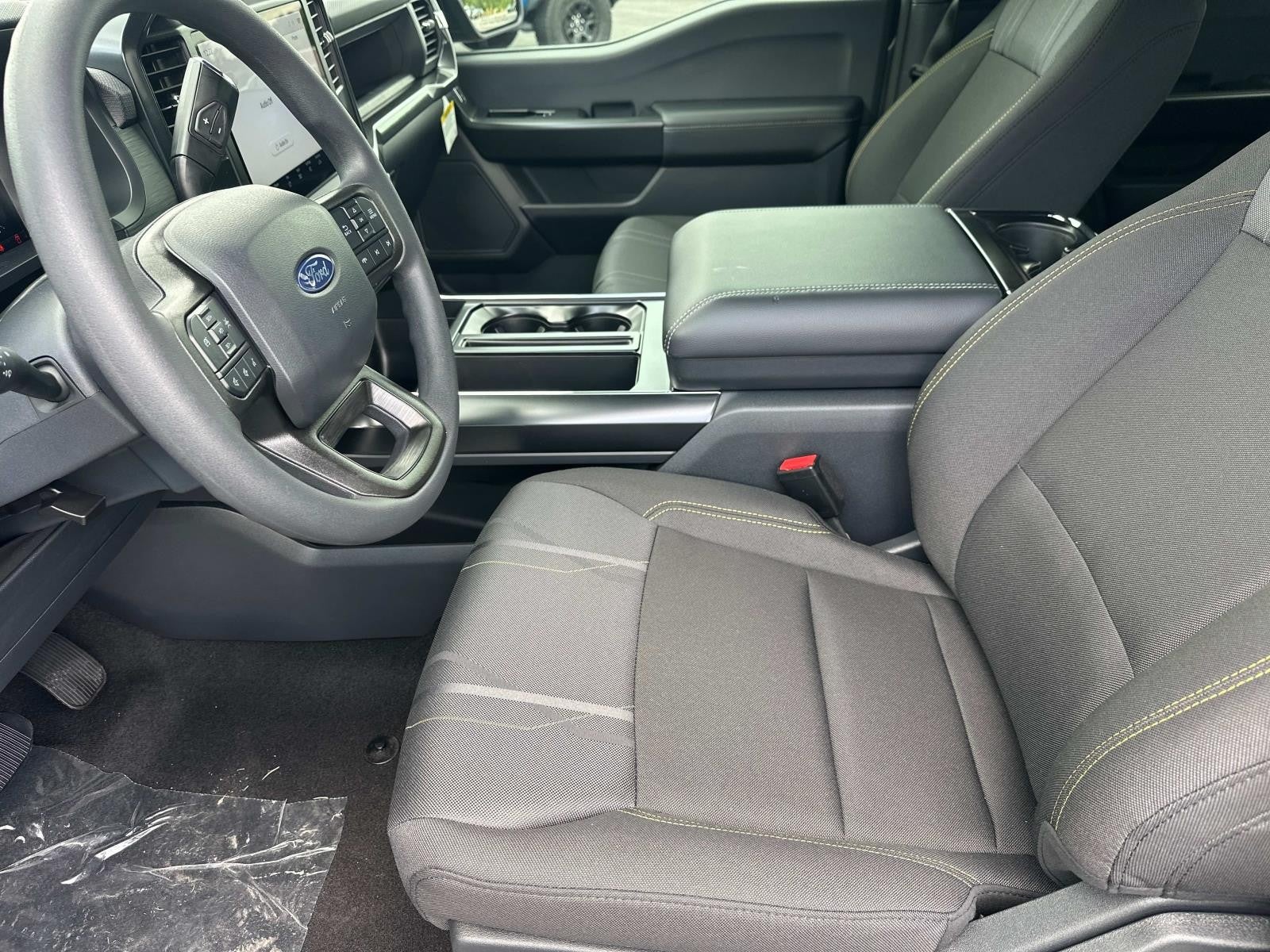 2025 Ford F-150 STX 4WD SUPERCREW 5.5' BO