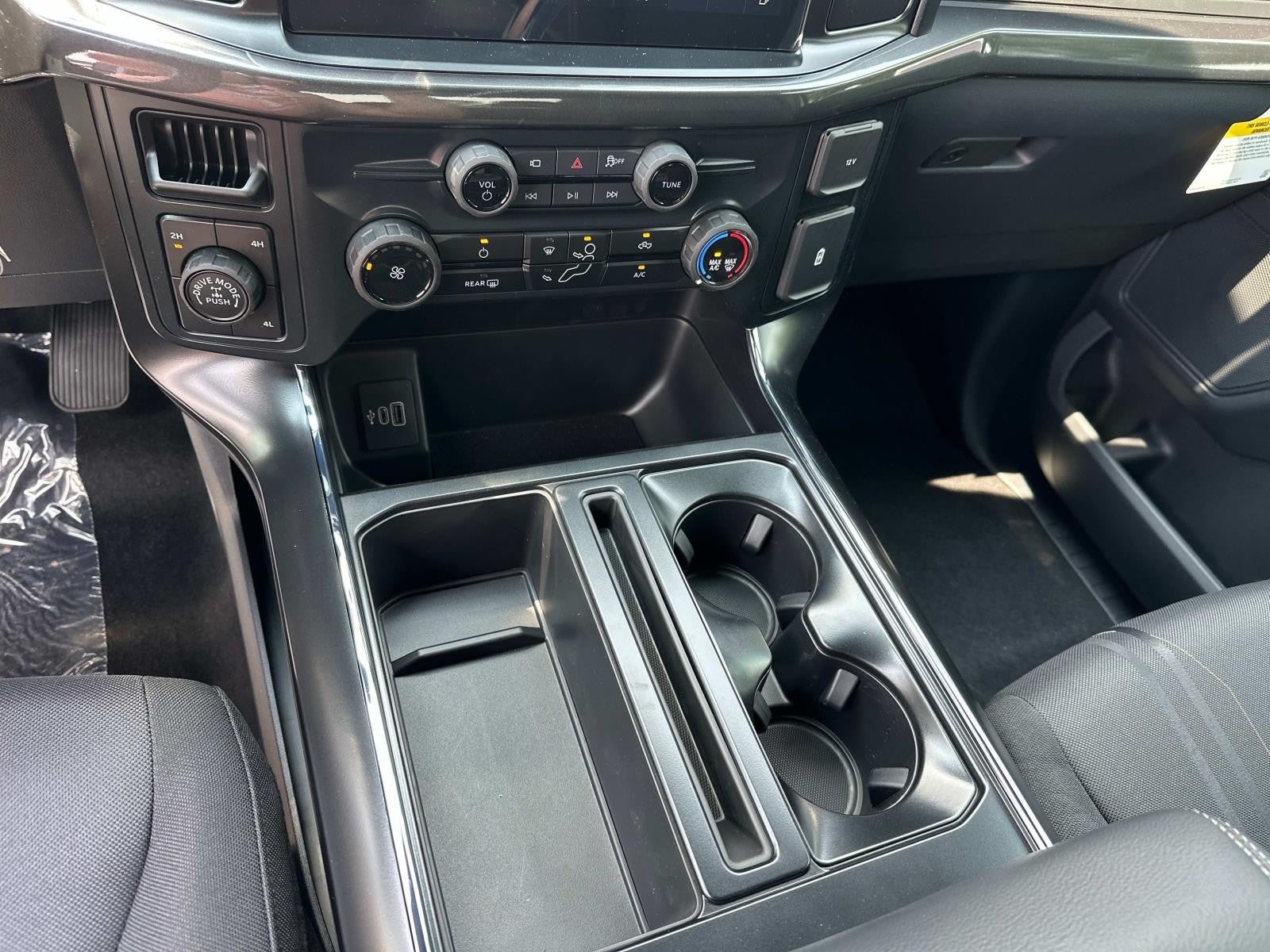 2025 Ford F-150 STX 4WD SUPERCREW 5.5' BO