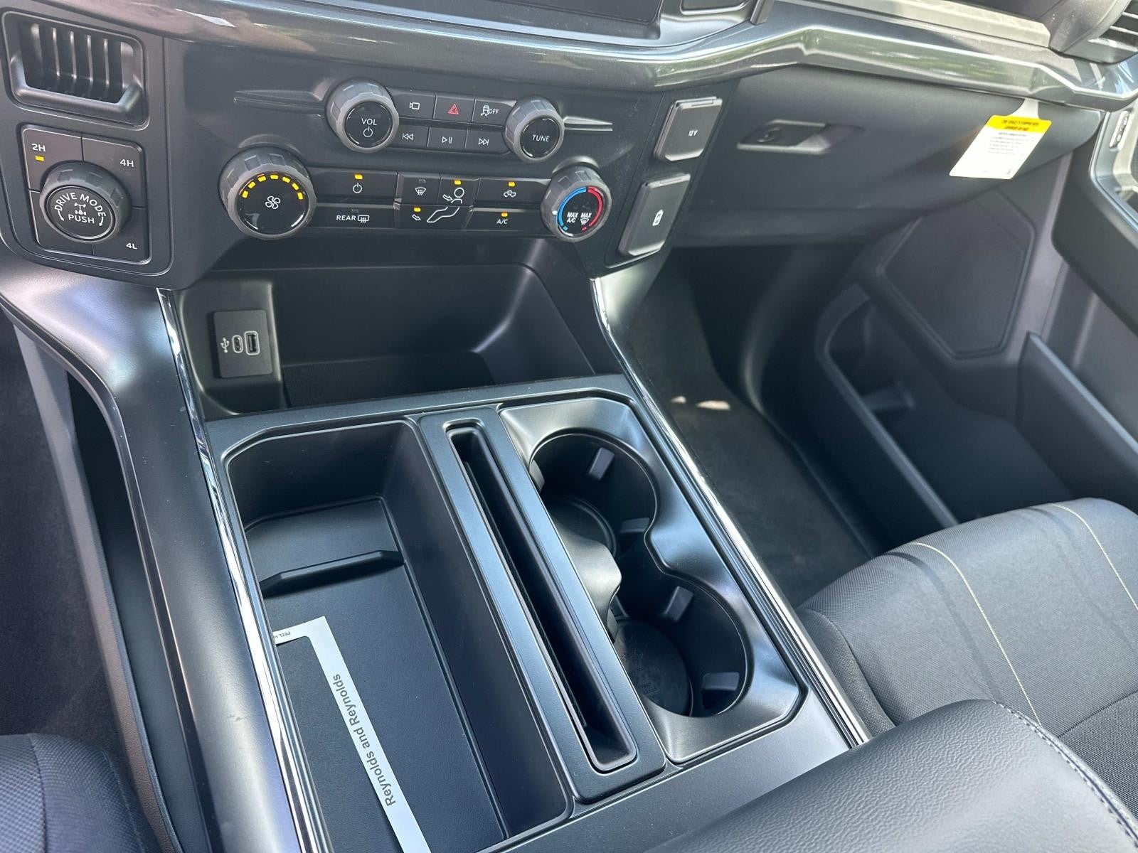 2025 Ford F-150 STX 4WD SUPERCREW 5.5' BO