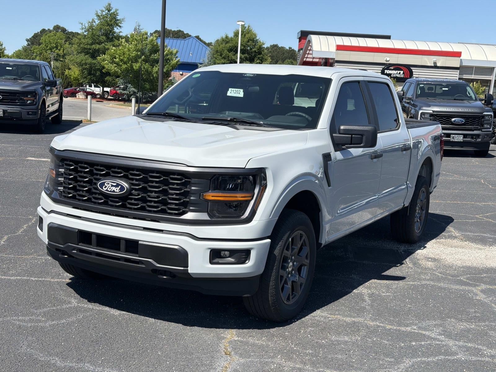 2026 Ford F-150 STX 4WD SUPERCREW 5.5' BO