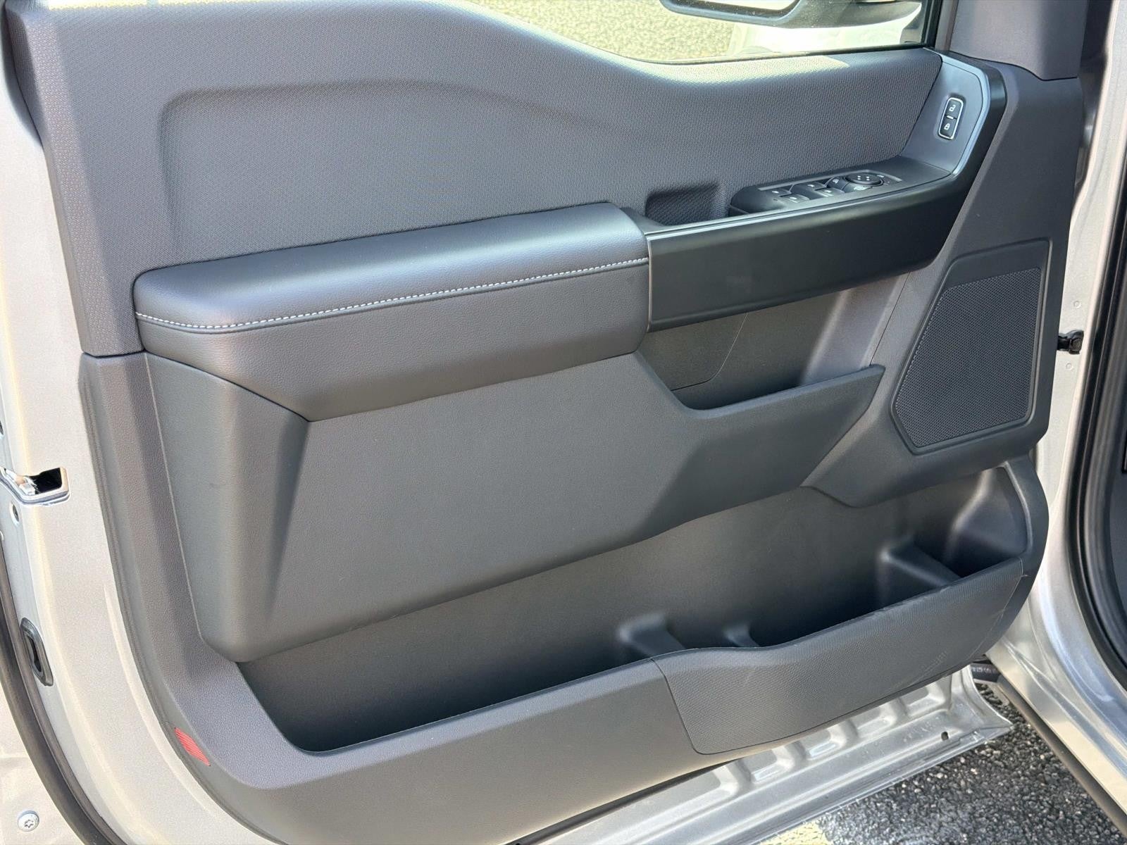 2026 Ford F-150 STX 4WD SUPERCREW 5.5' BO