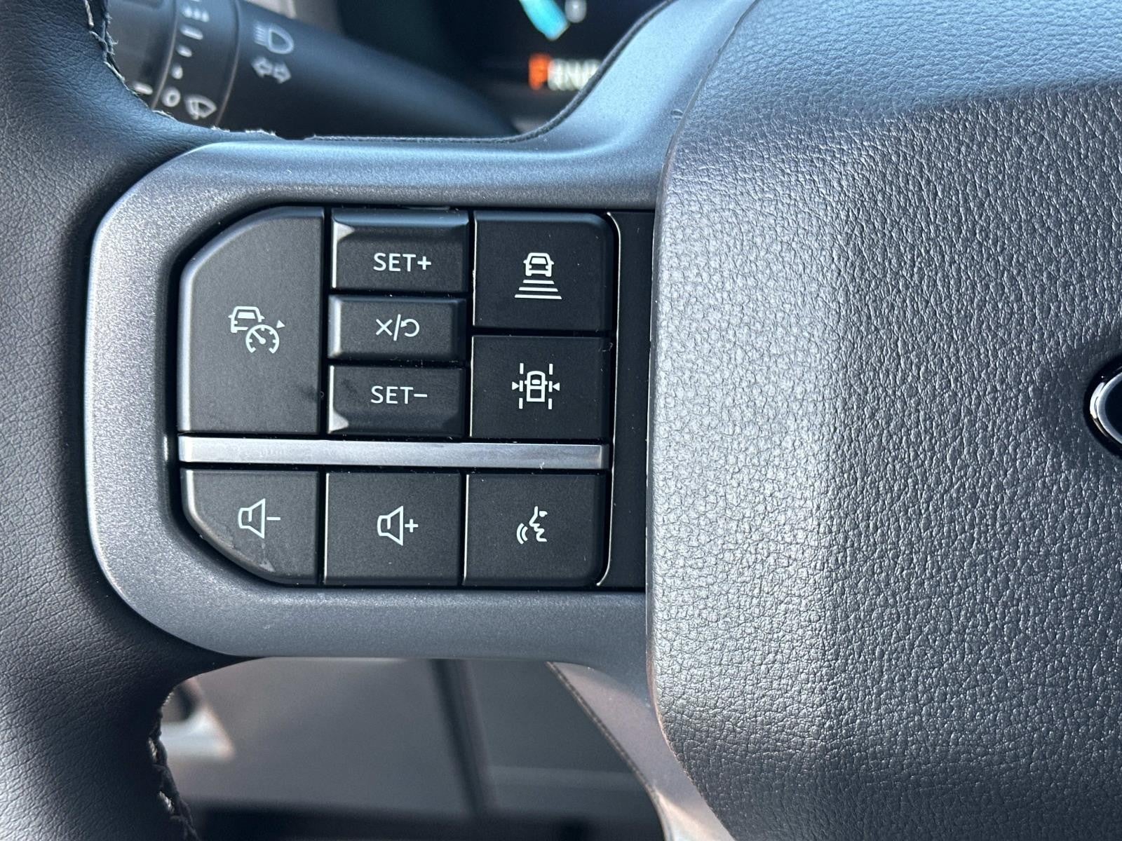 2025 Ford F-150 XLT 4WD SUPERCREW 5.5' BO