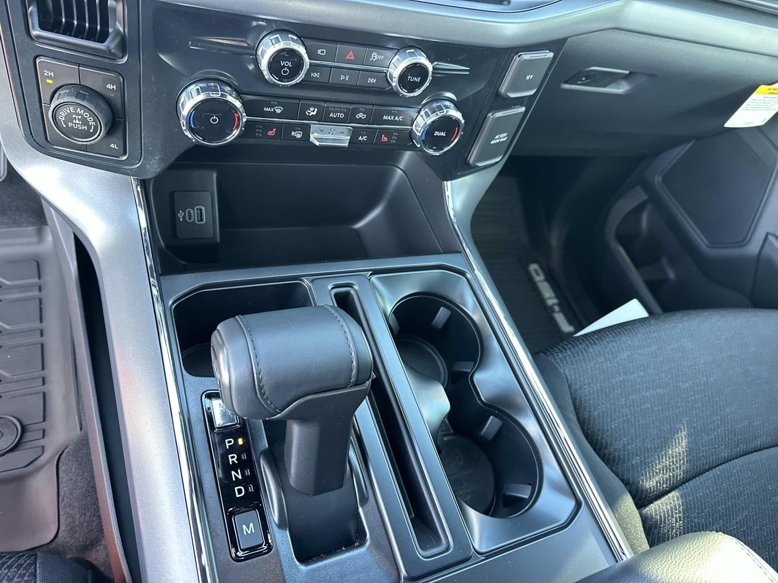 2025 Ford F-150 XLT 4WD SUPERCREW 5.5' BO