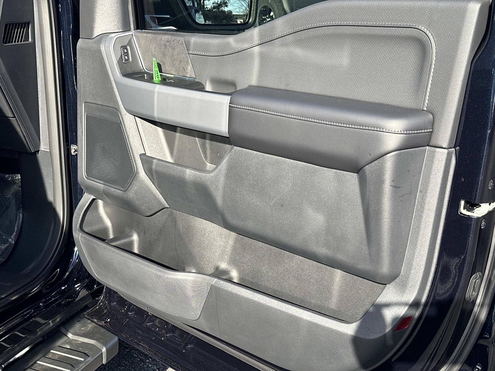 2025 Ford F-150 XLT 4WD SUPERCREW 5.5' BO