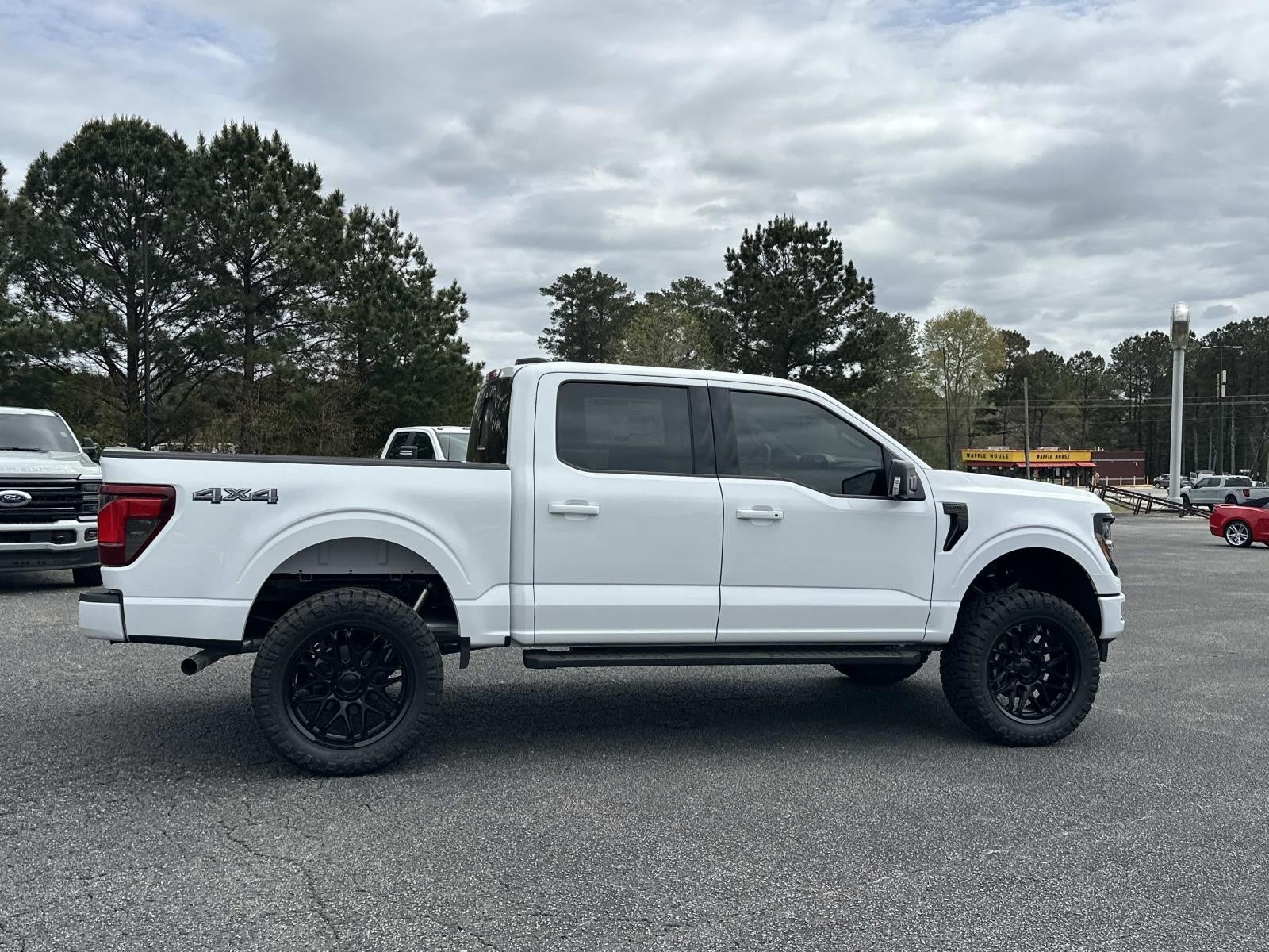 2026 Ford F-150 XLT 4WD SUPERCREW 5.5' BO PUG PACKAGE