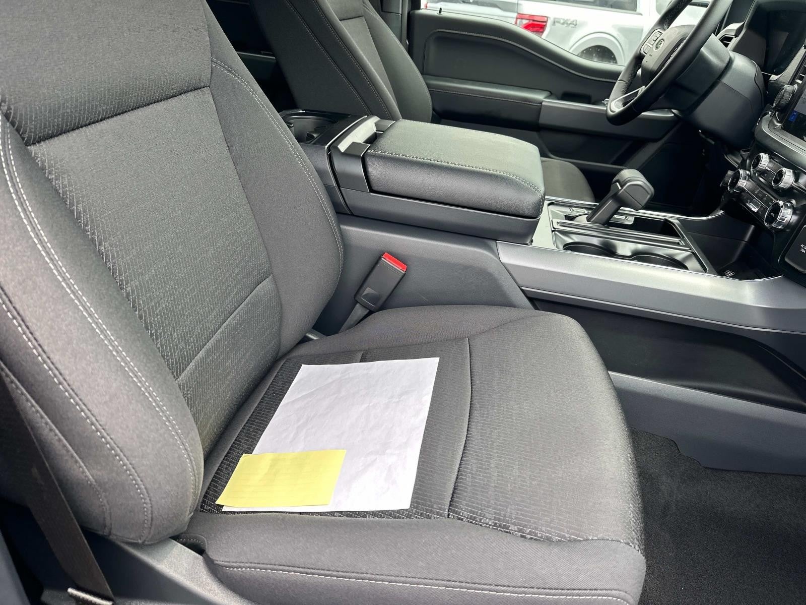 2025 Ford F-150 XLT 4WD SUPERCREW 5.5' BO