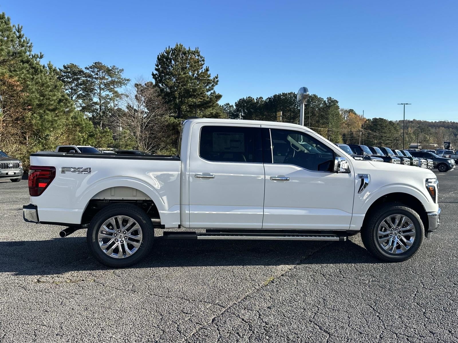 2025 Ford F-150 LARIAT 4WD SUPERCREW 5.5'