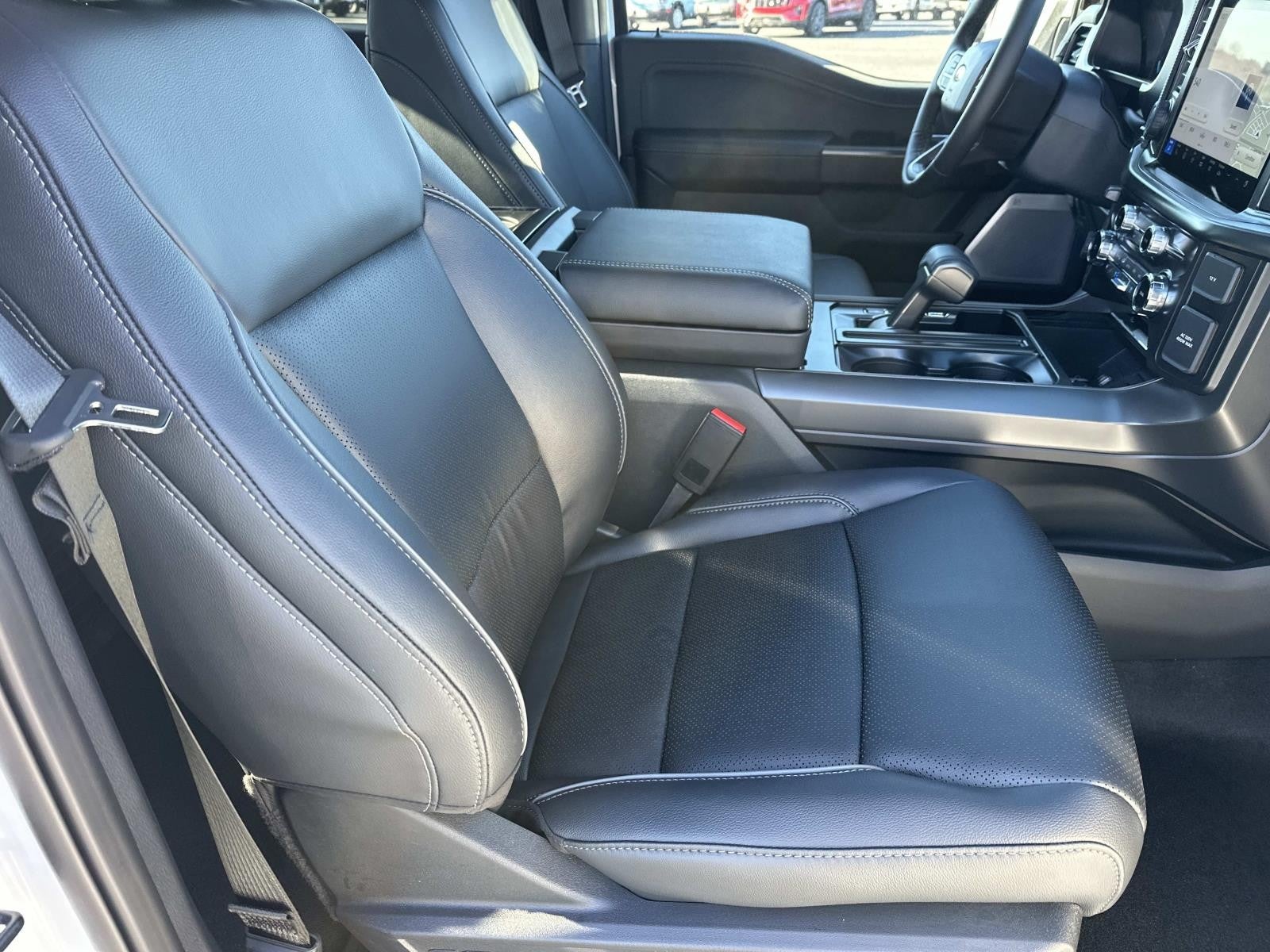 2025 Ford F-150 LARIAT 4WD SUPERCREW 5.5'