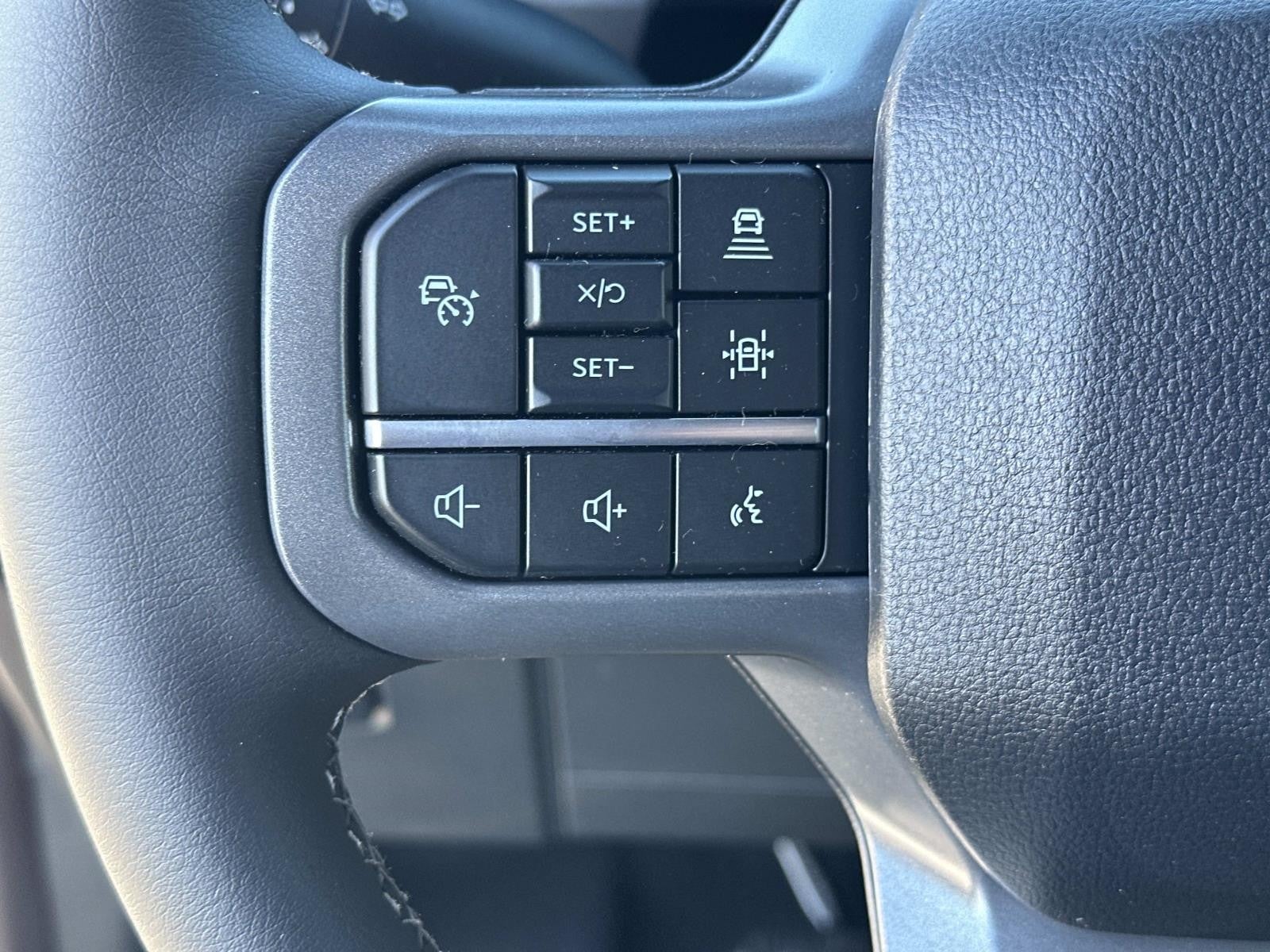 2025 Ford F-150 LARIAT 4WD SUPERCREW 5.5'