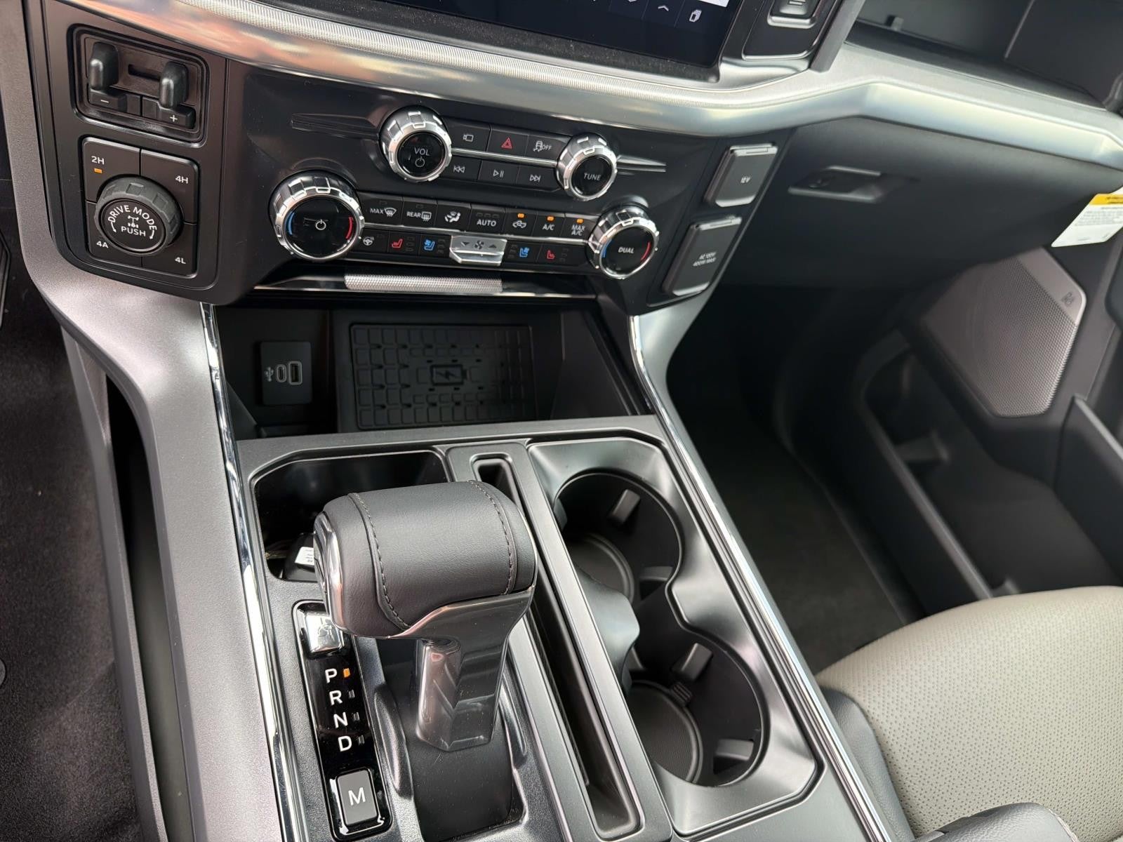 2026 Ford F-150 LARIAT 4WD SUPERCREW 5.5'