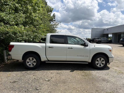 2018 Nissan Titan SV