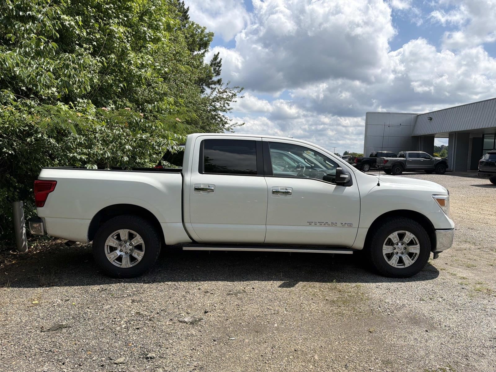 2018 Nissan Titan SV