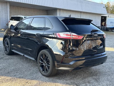 2022 Ford Edge SE