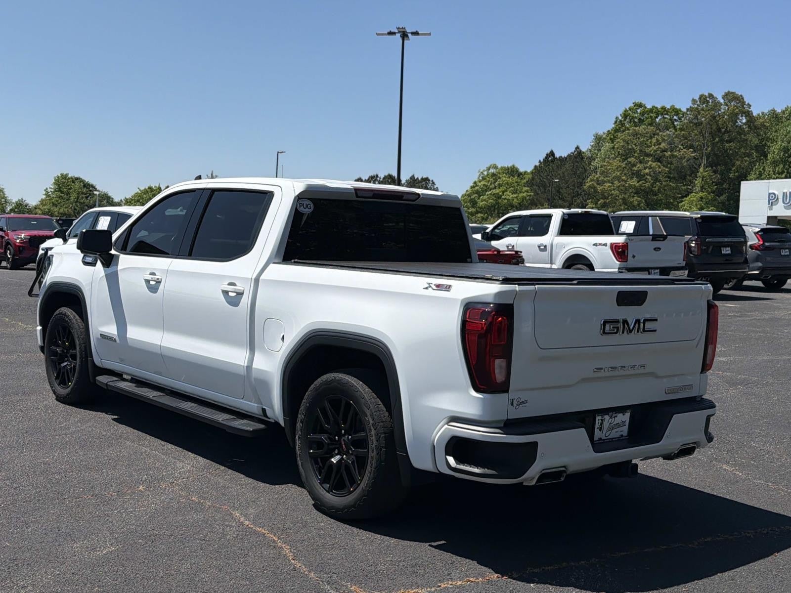 2022 GMC Sierra 1500 Elevation