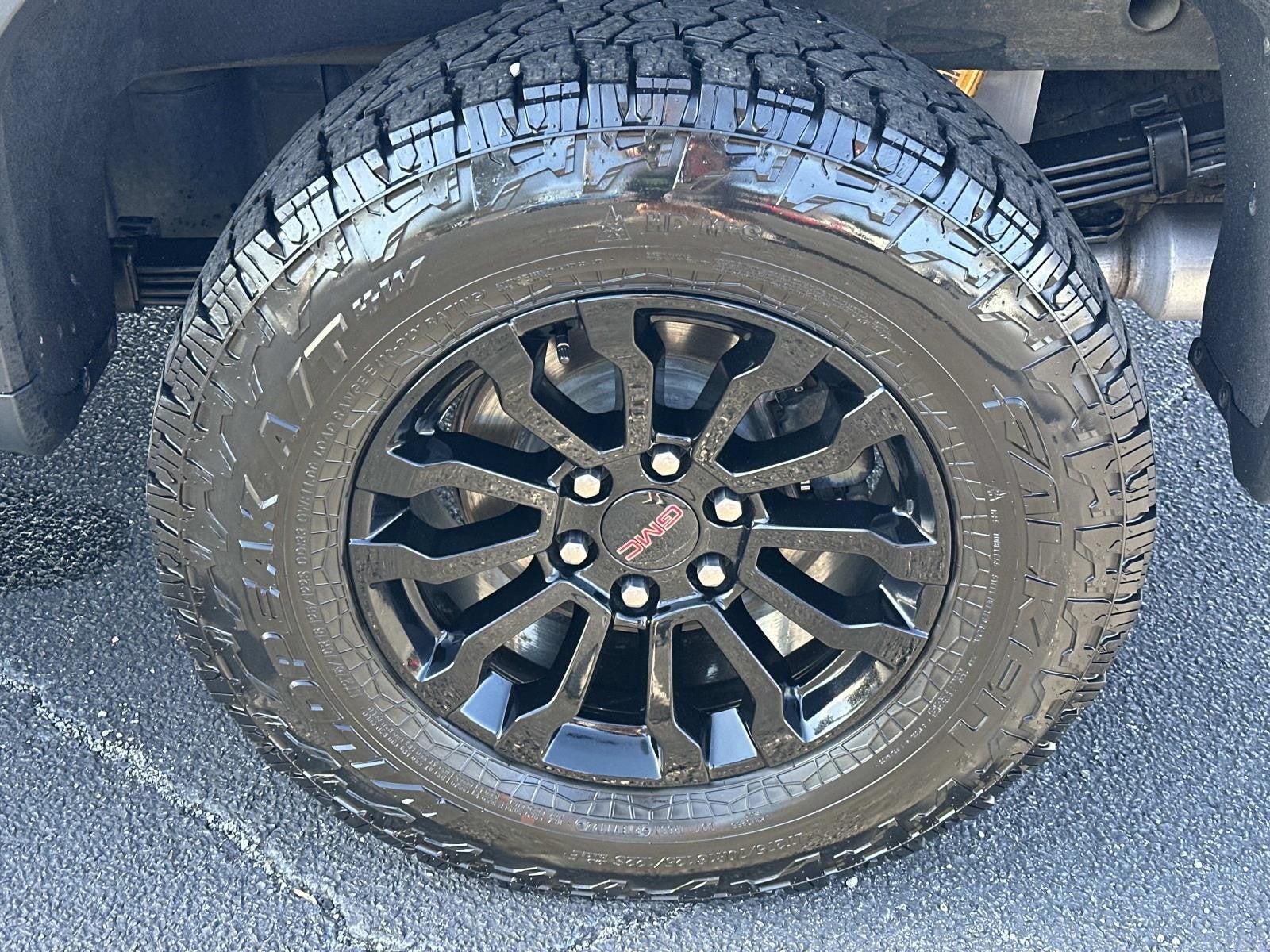 2023 GMC Sierra 1500 AT4X