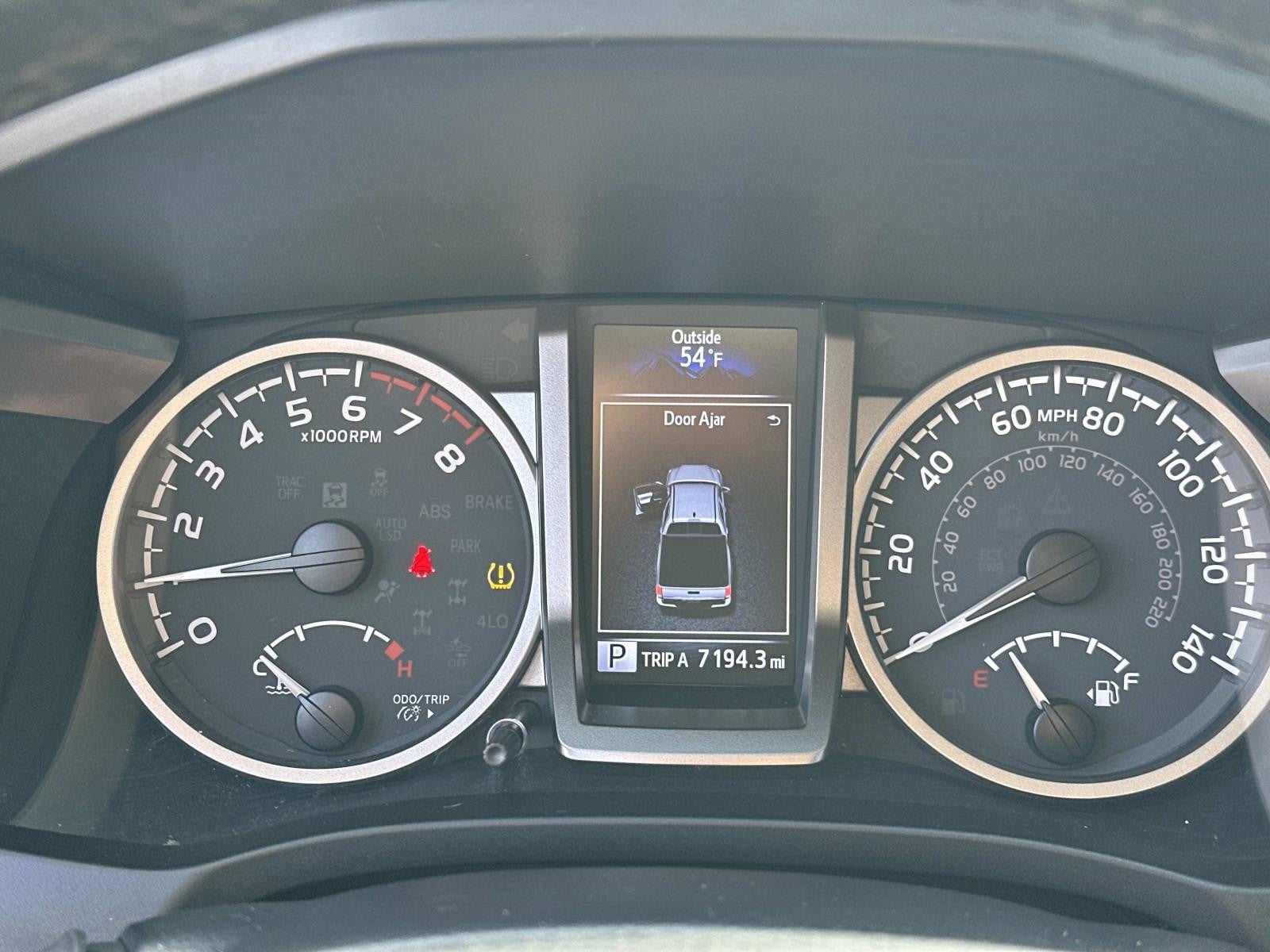 2022 Toyota Tacoma 4WD SR5