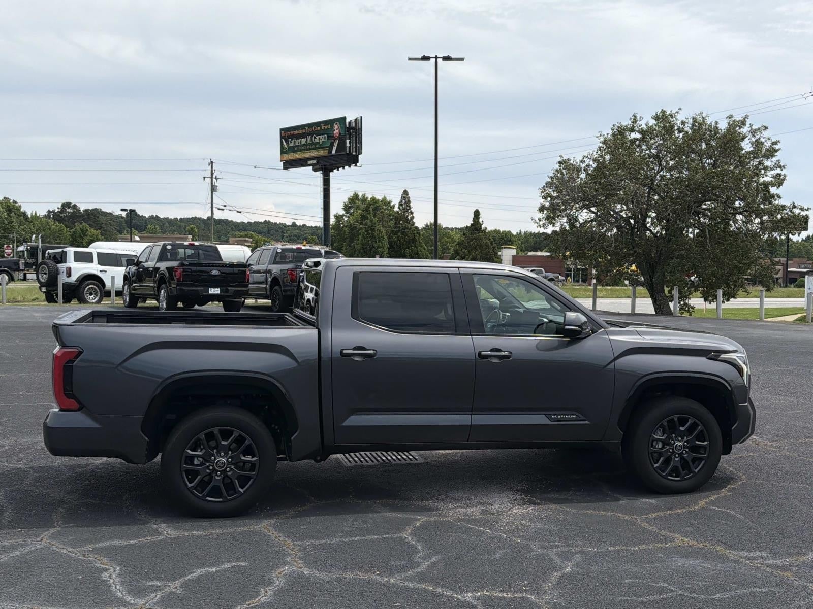 2023 Toyota Tundra 4WD Platinum