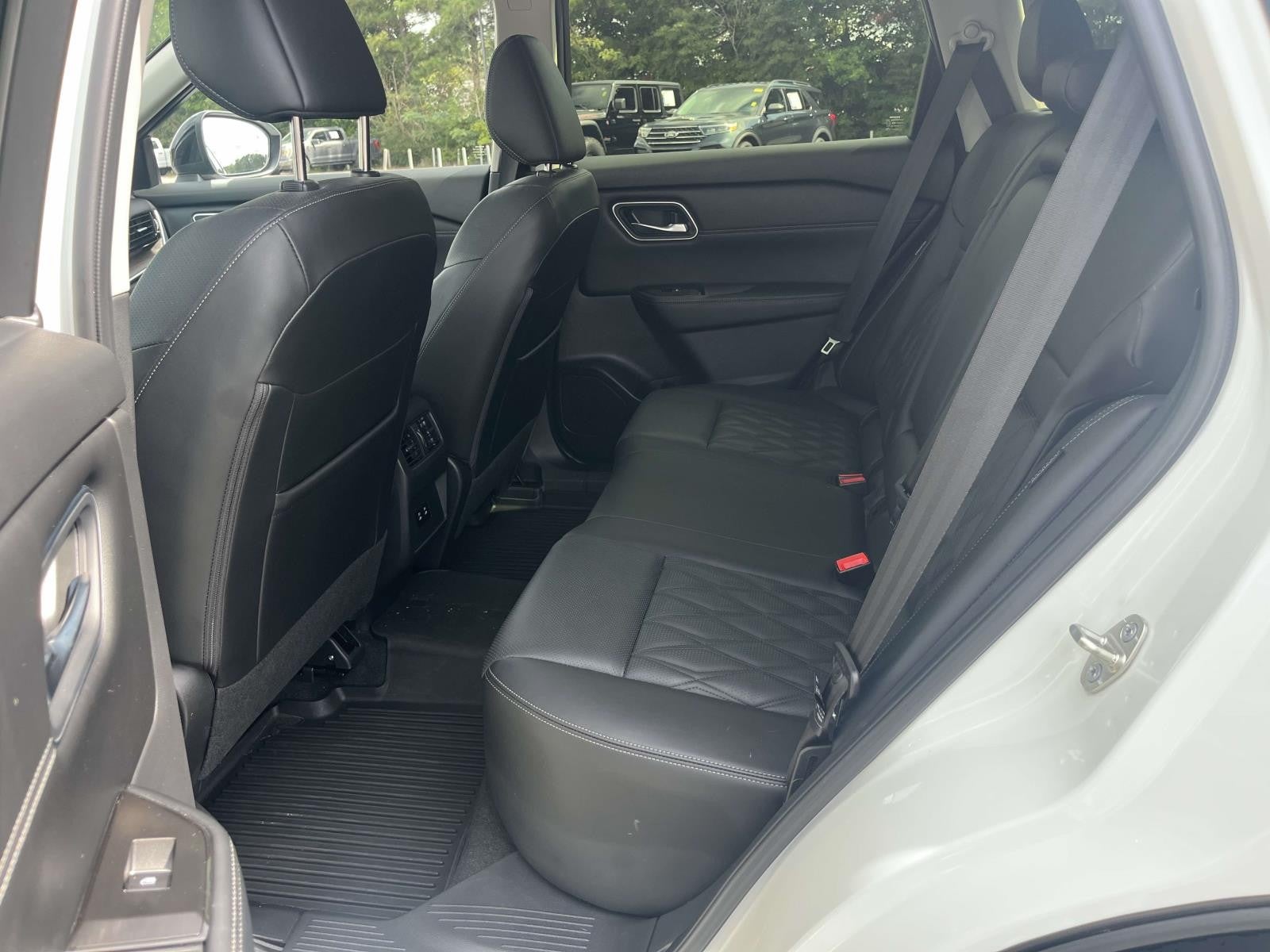 2025 Nissan Rogue Platinum