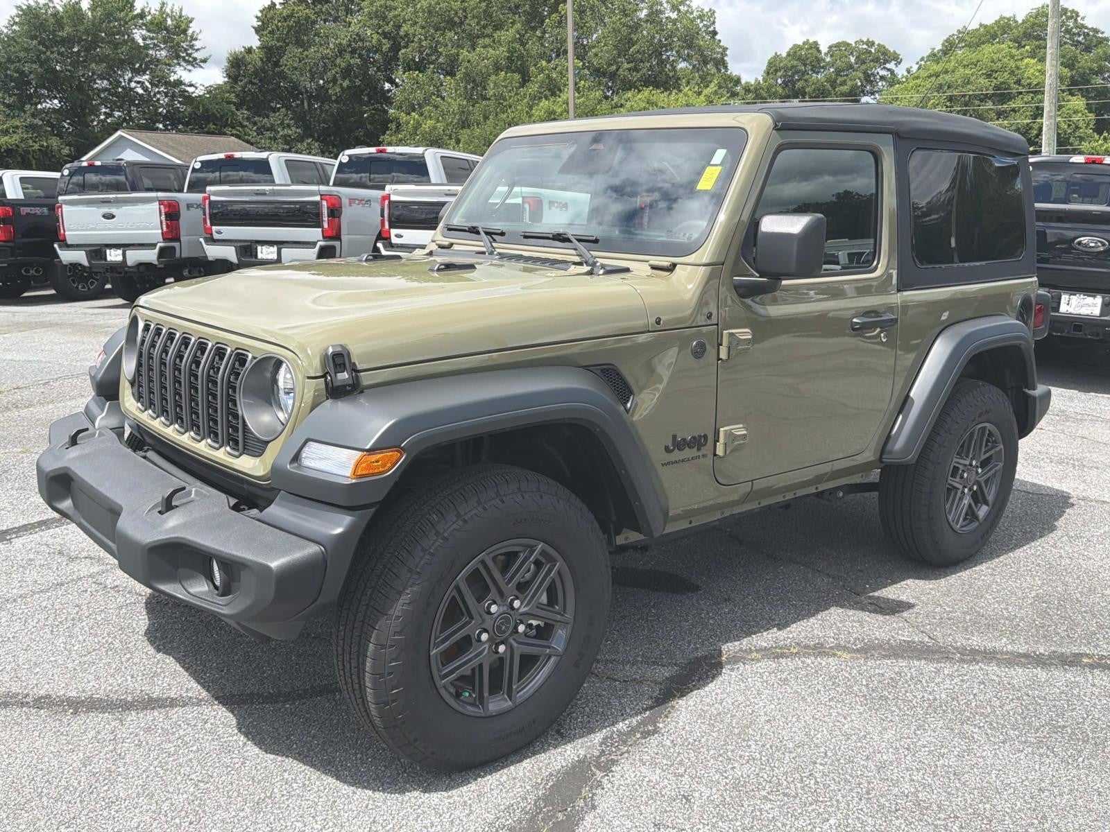 2025 Jeep Wrangler Sport