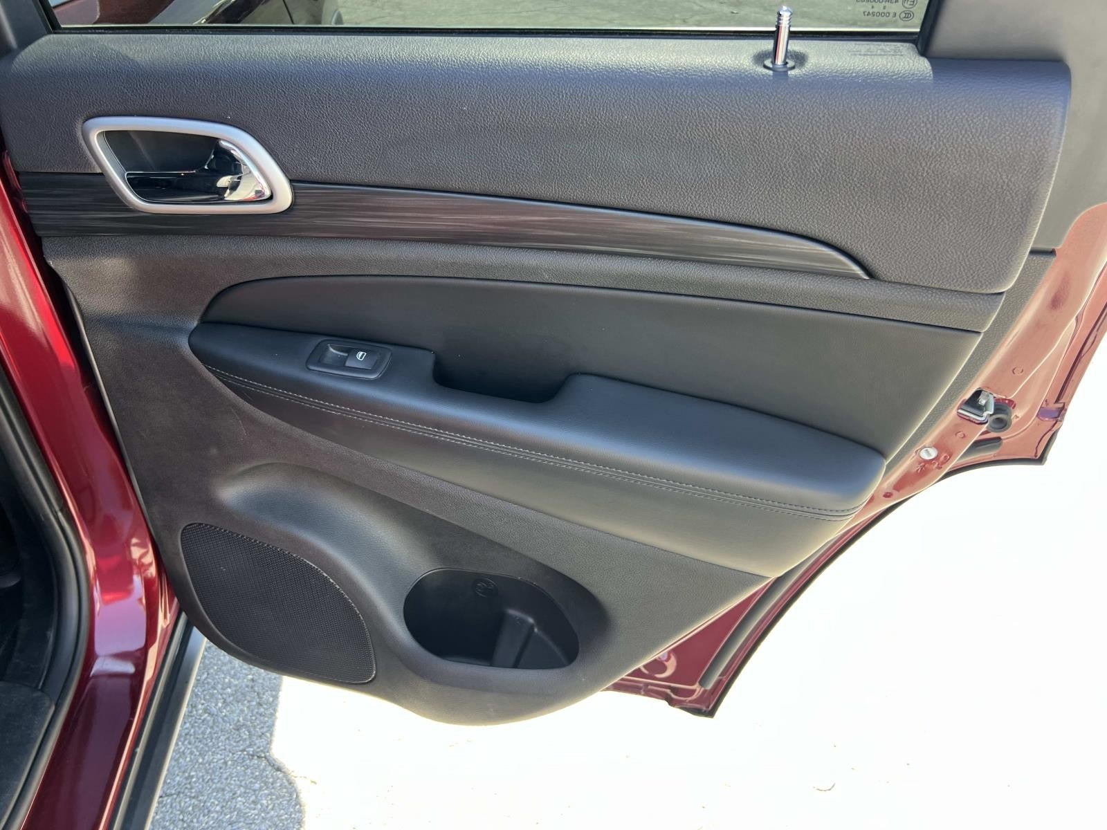 2019 Jeep Grand Cherokee Laredo