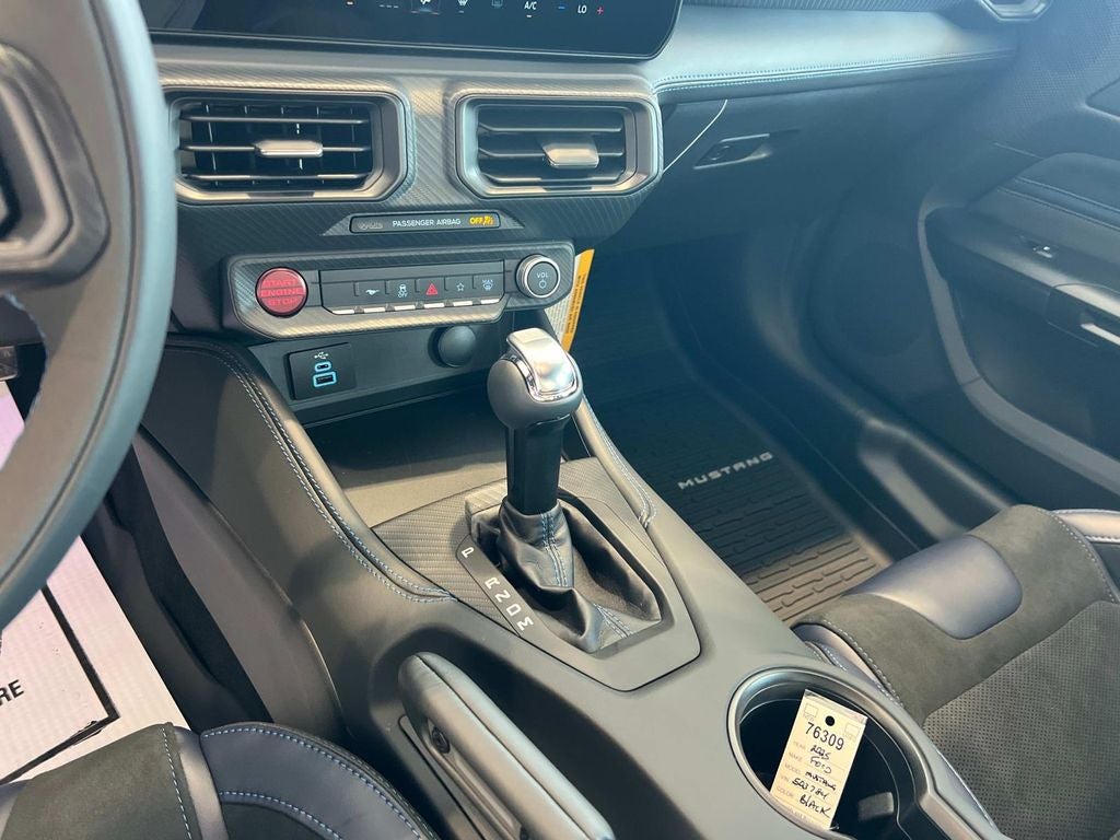 2025 Ford Mustang Dark Horse