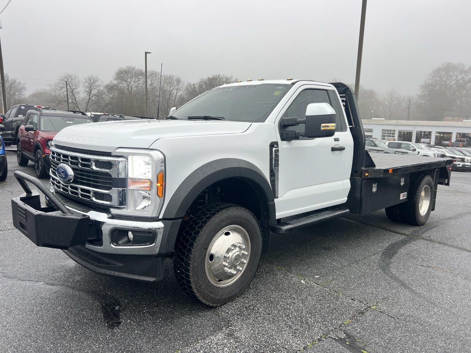 2024 Ford Super Duty F-550 DRW XLT 4WD REG CAB 169 WB 8