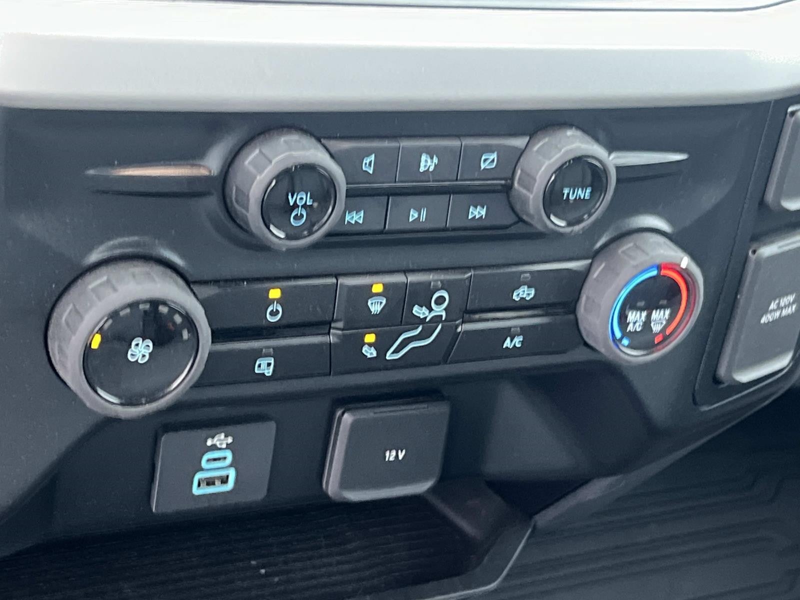 2024 Ford Super Duty F-550 DRW XLT 4WD REG CAB 169 WB 8