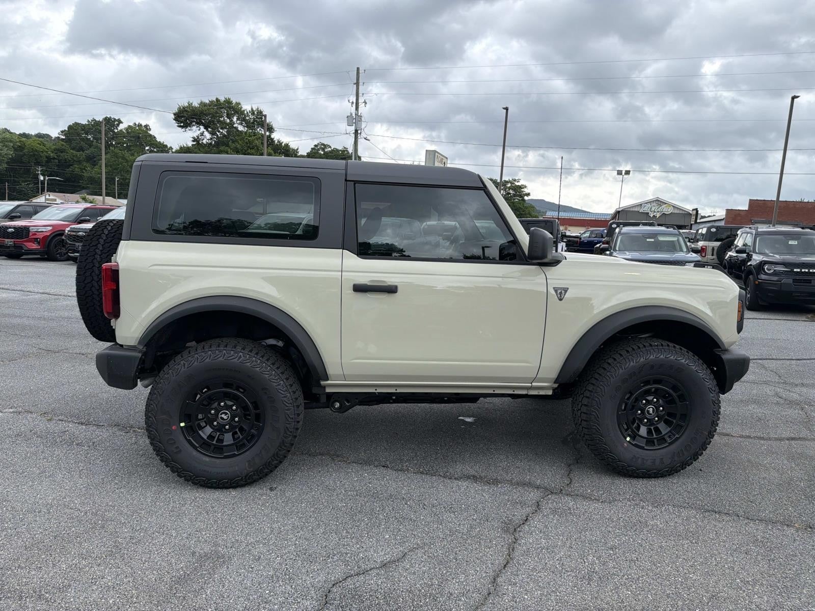 2026 Ford Bronco BASE 2 DOOR 4X4