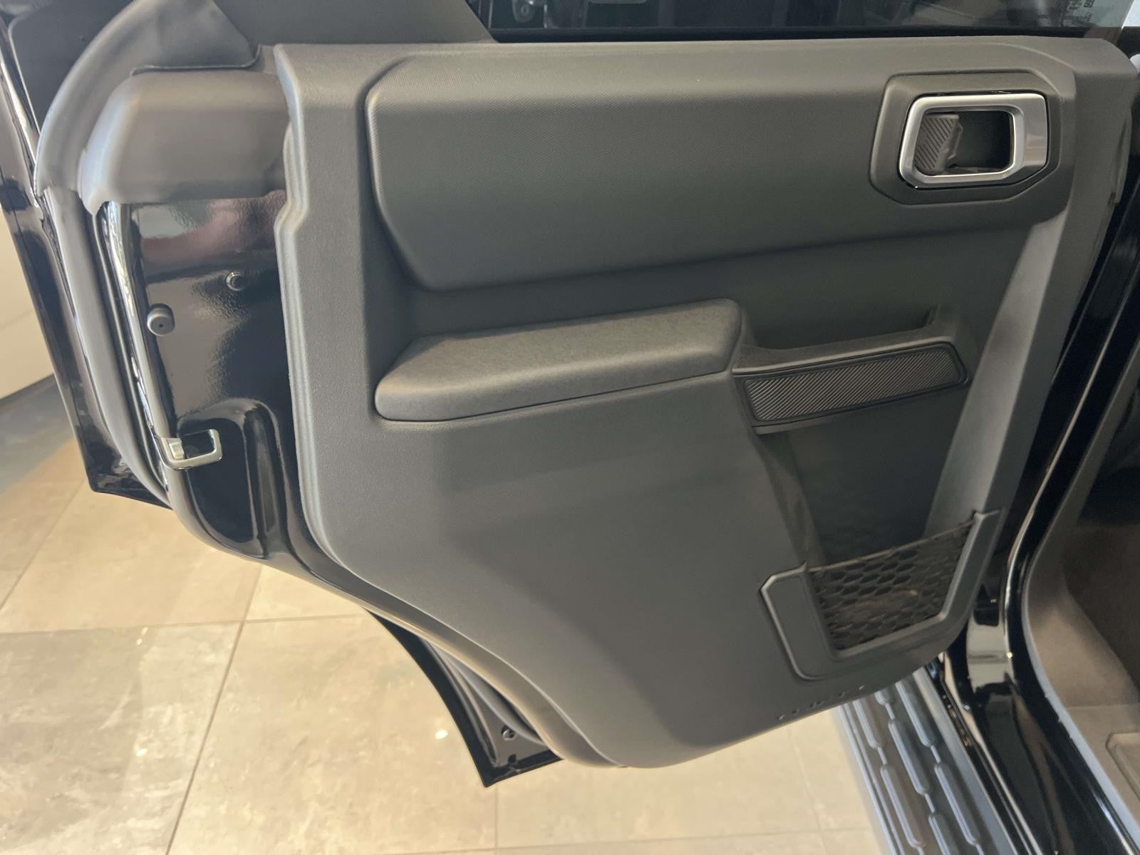 2025 Ford Bronco Pug Custom Retractable Soft Top