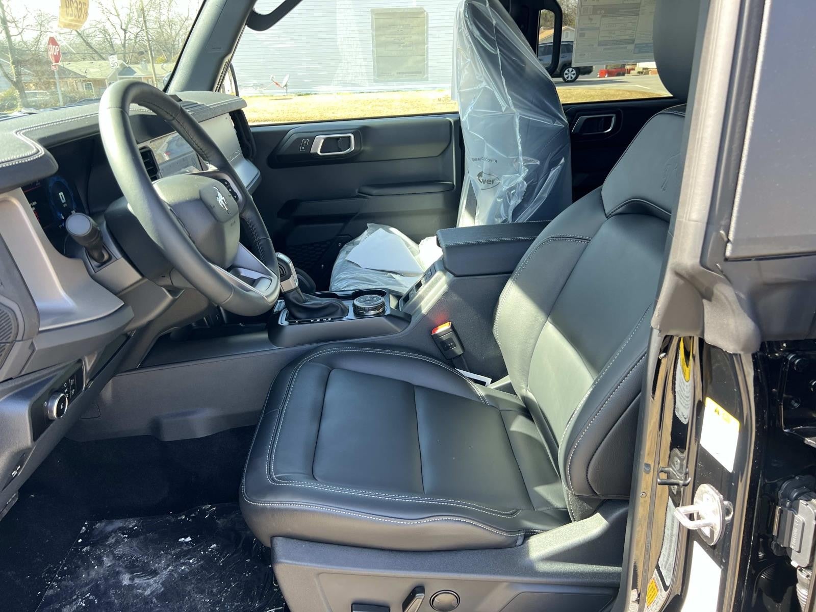 2026 Ford BRONCO OUTER BANKS 4 DOOR 4X4