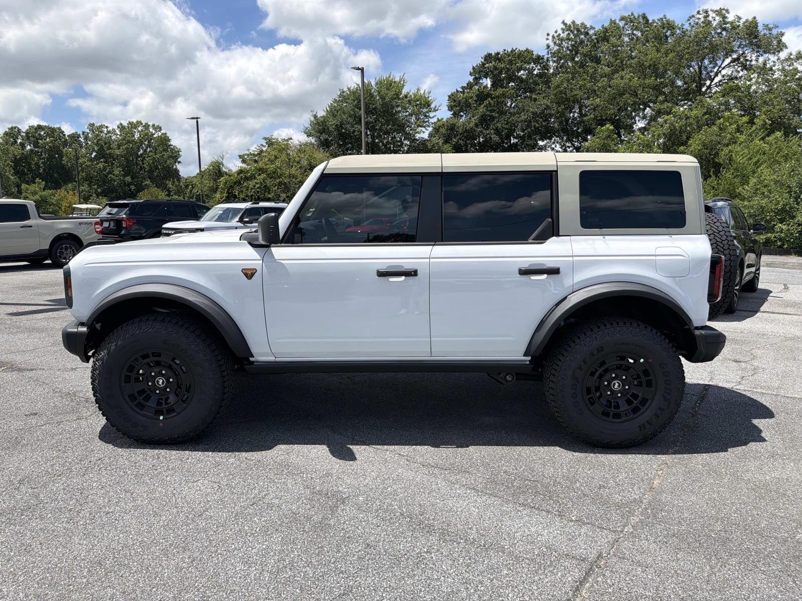 2025 Ford Bronco BADLANDS 4 DOOR ADVANCED