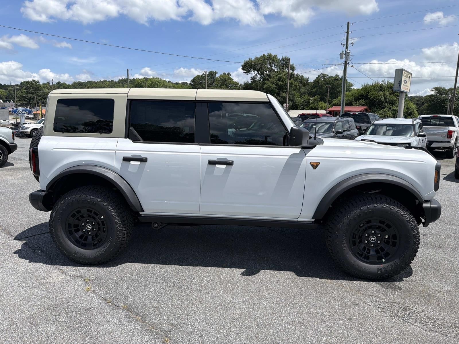 2025 Ford Bronco BADLANDS 4 DOOR ADVANCED