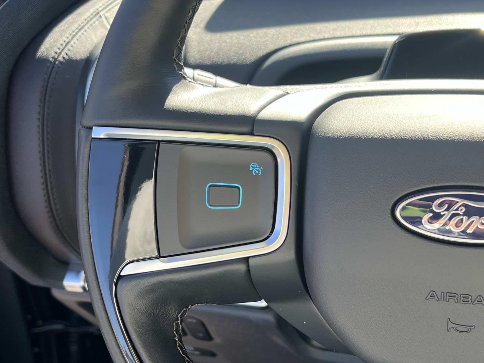 2025 Ford Expedition Max PLATINUM 4X4