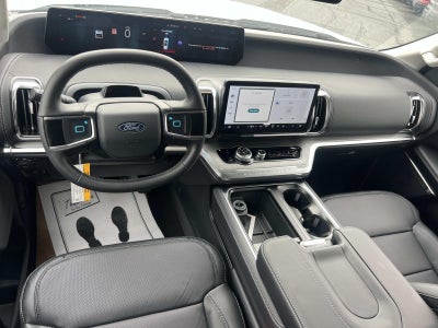 2026 Ford Expedition PLATINUM 4X4