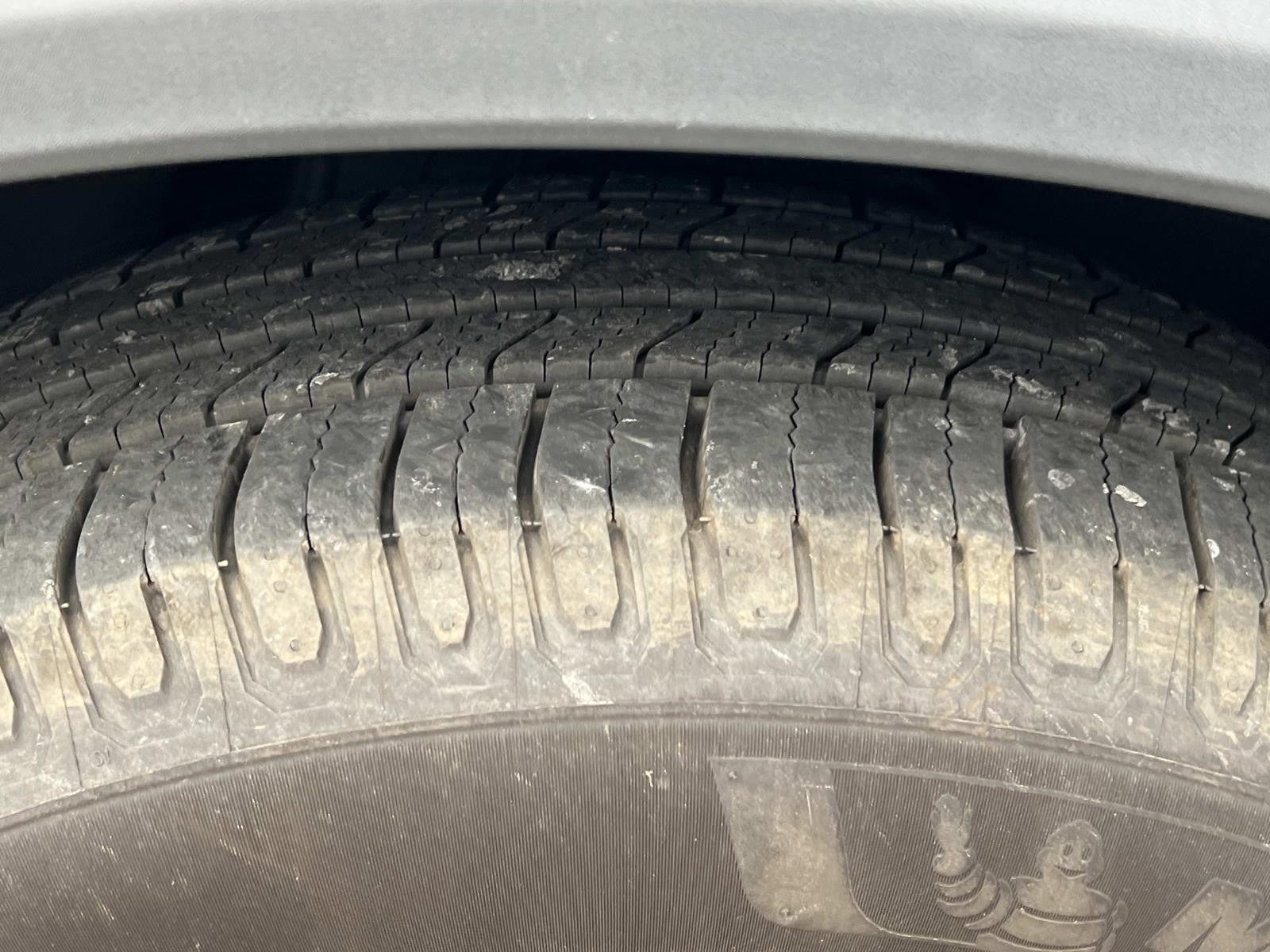 2020 Ford Explorer XLT RWD