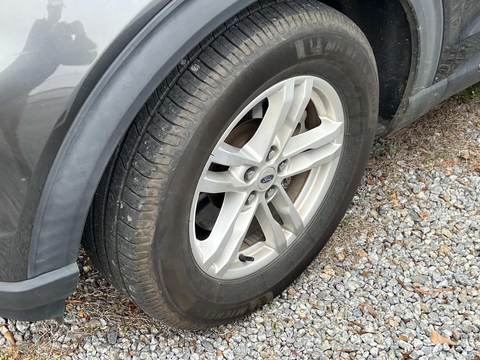 2020 Ford Explorer XLT RWD