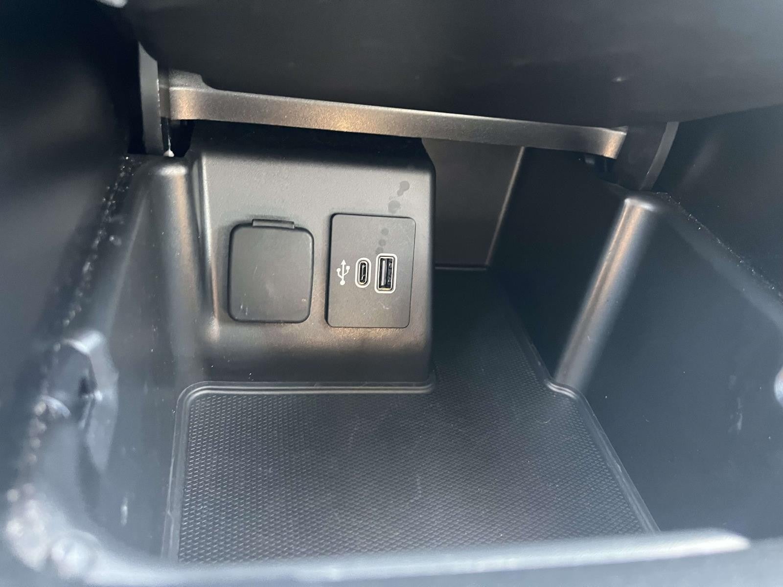 2025 Ford Explorer ACTIVE RWD