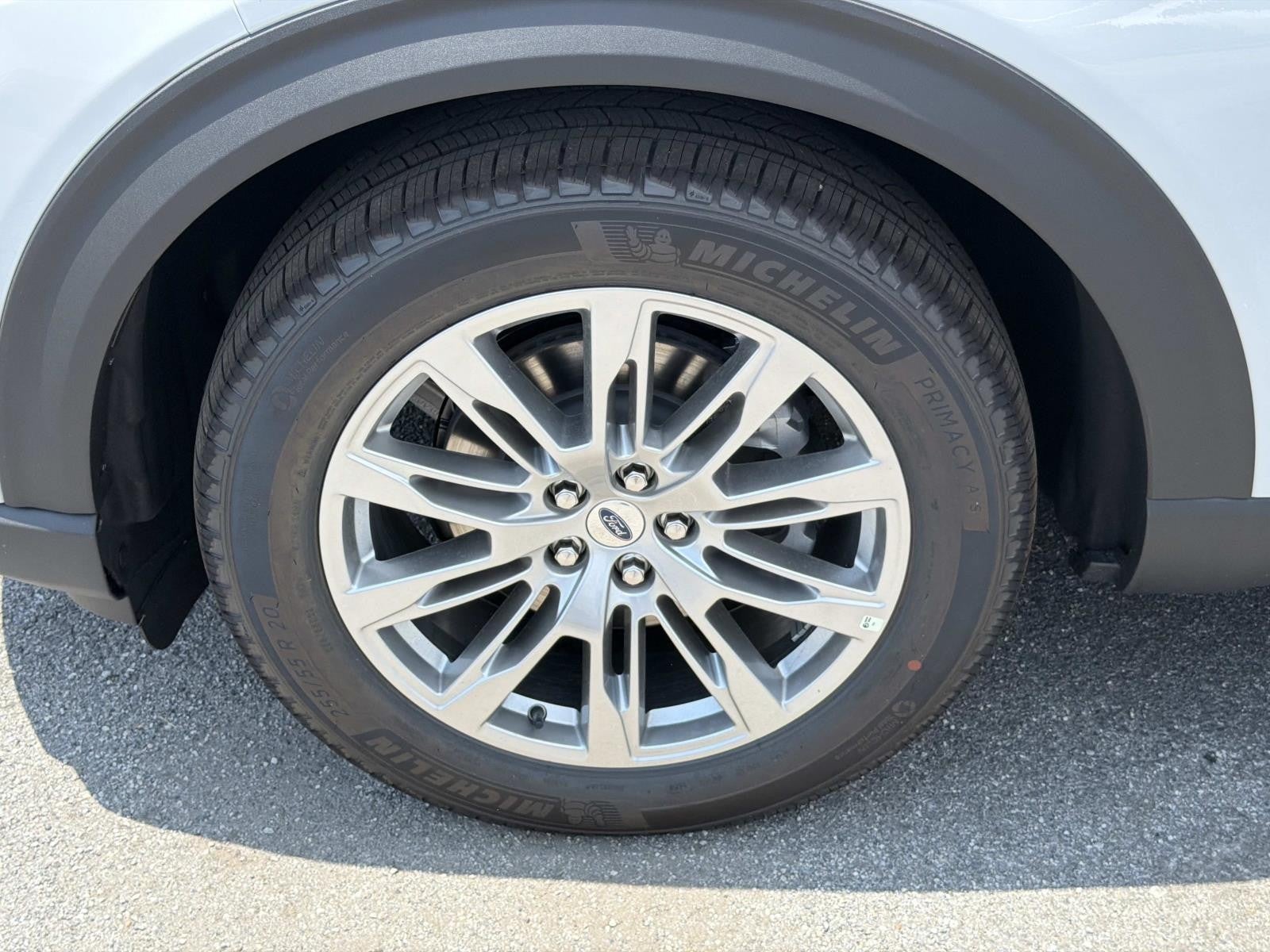 2026 Ford Explorer PLATINUM RWD