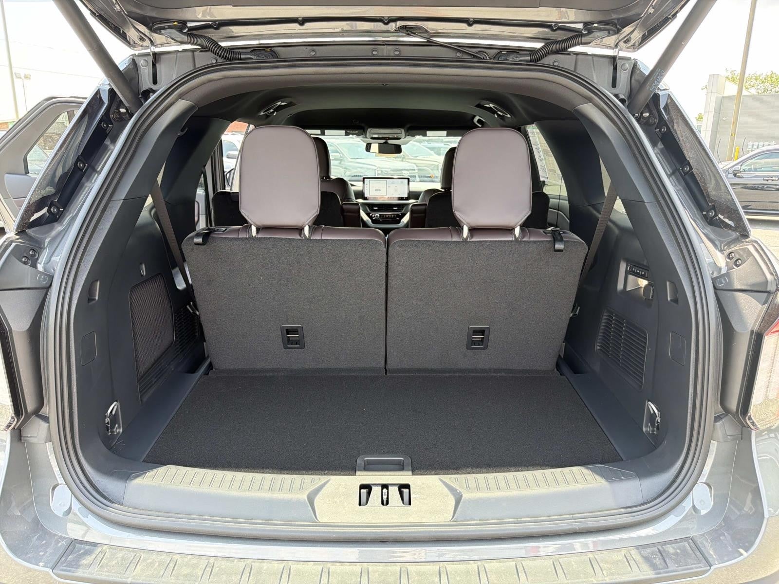2026 Ford Explorer PLATINUM RWD