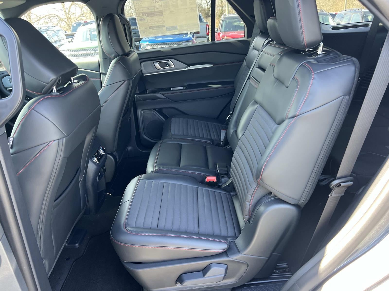 2026 Ford Explorer ST-LINE RWD