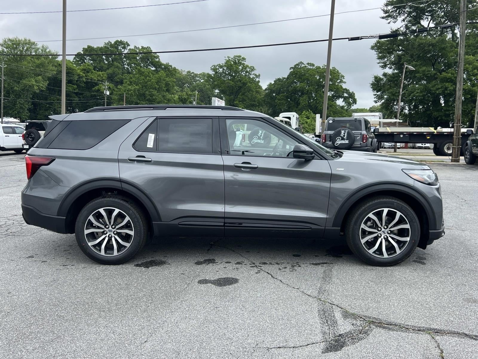 2026 Ford Explorer ST-LINE RWD