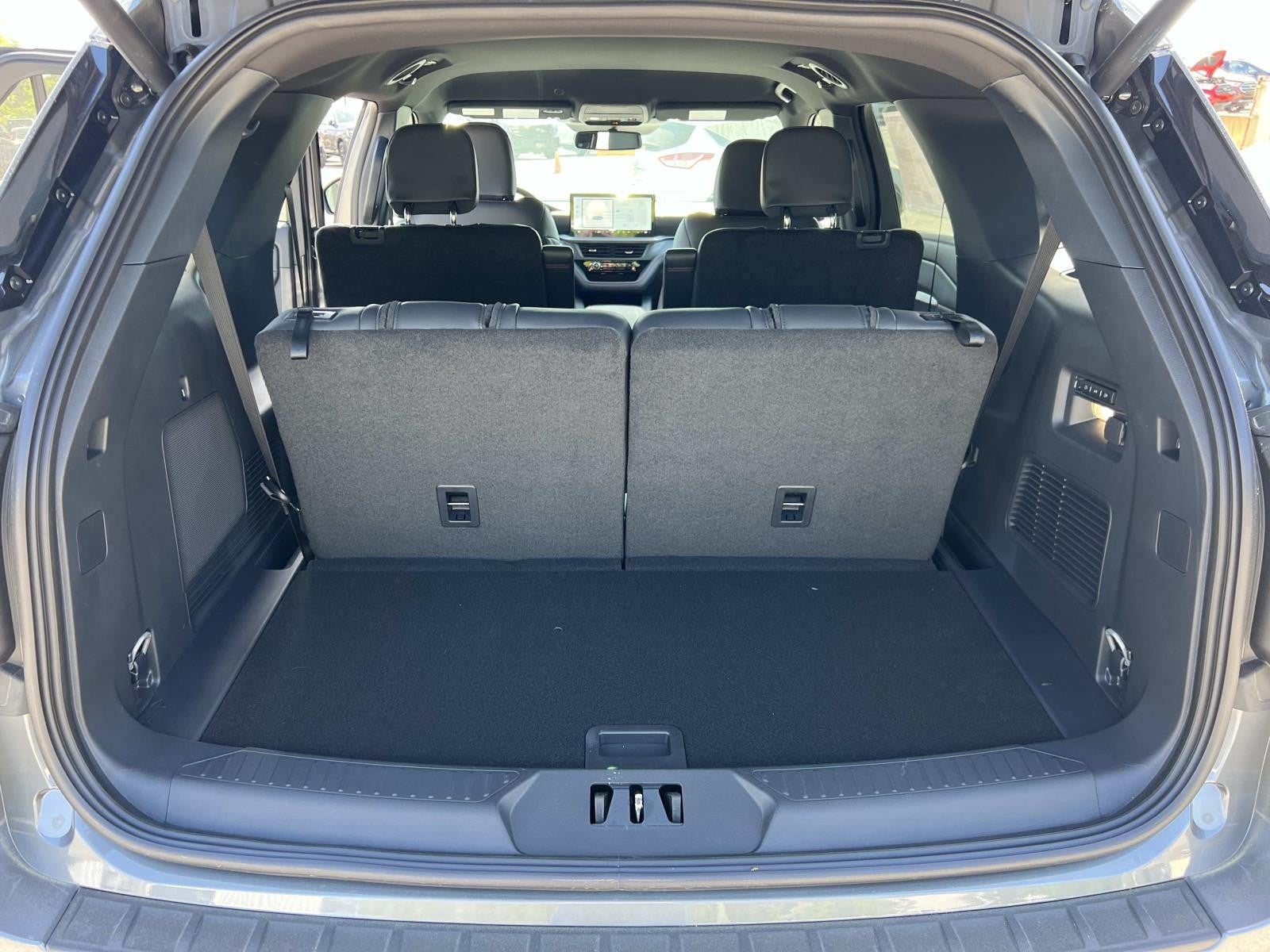 2026 Ford Explorer ST 4WD