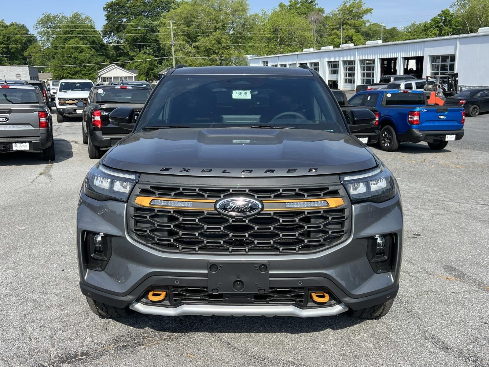 2026 Ford Explorer TREMOR 4WD