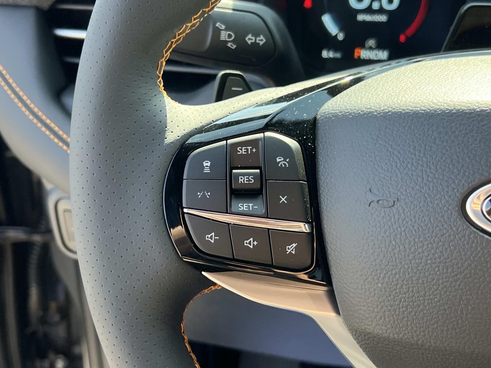 2026 Ford Explorer TREMOR 4WD