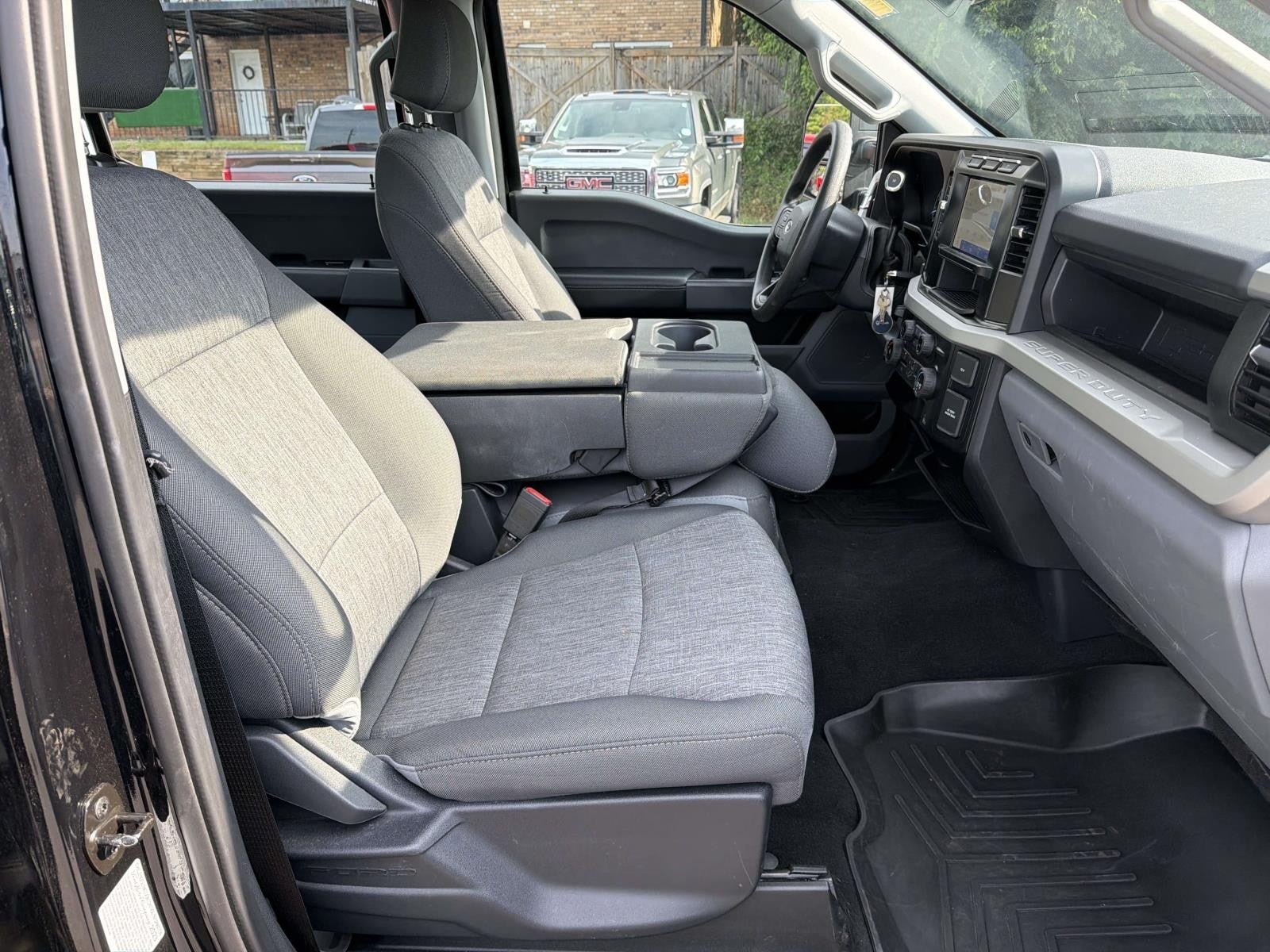 2023 Ford Super Duty F-250 SRW XL 4WD CREW CAB 6.75' BOX